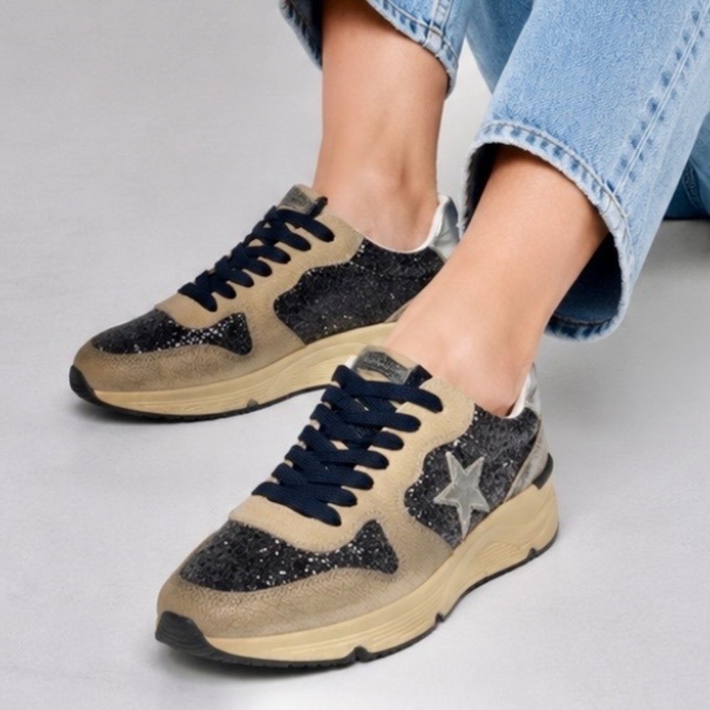 Oasis Society Women Tan Glitter Star Zebra Print Chunky Sneakers Size 8